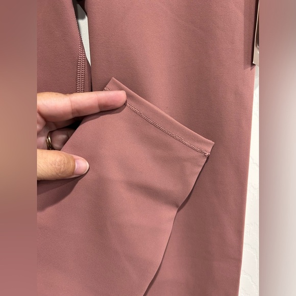 Vuori Women's Small Rib Studio Legging Dark Pink NWT 7/8 Length High Rise - Picture 4 of 9